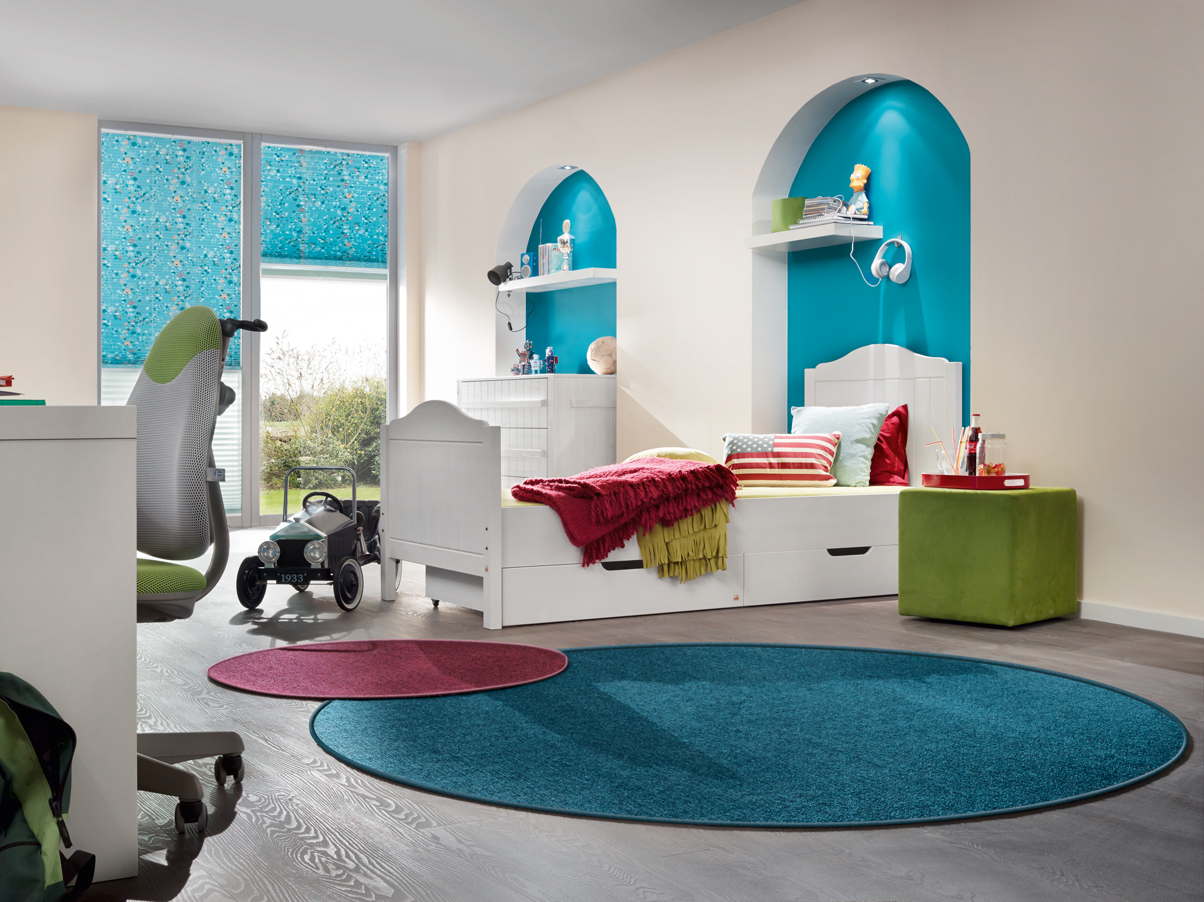 Runde Teppiche von tretford mit farblich passender oder andersfarbiger  Umkettelung sind eine praktische Lösung